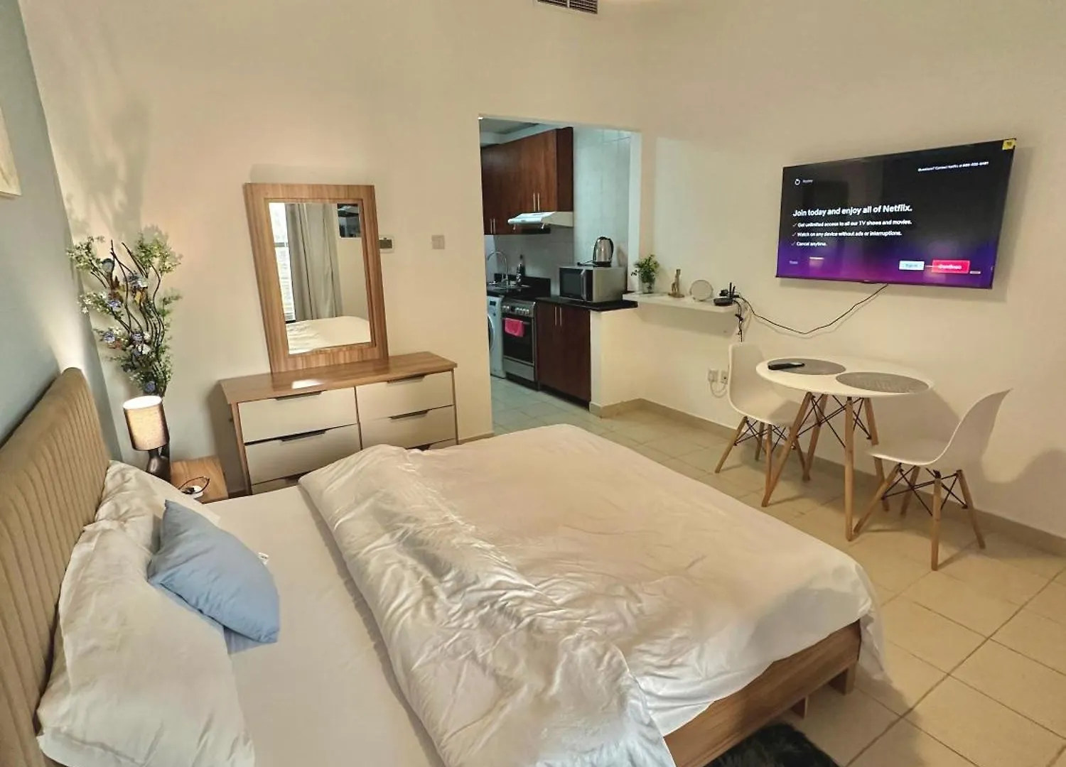 High-Floor Studio With Stunning Lake View In Dubai Marina contacts